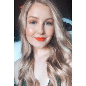 Meet your Posher, Kaylie